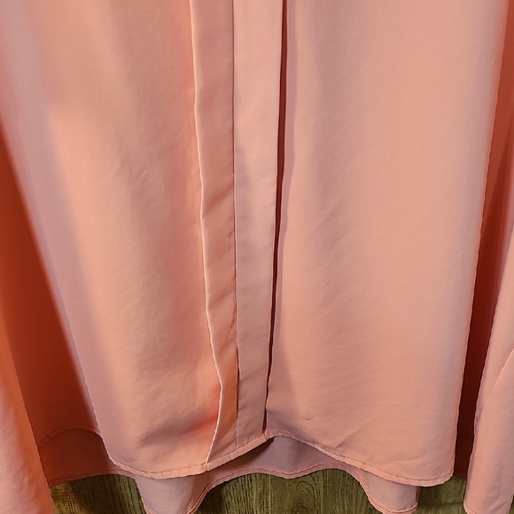 Elegant Peach Women's Blouse - Picture 6 of 8